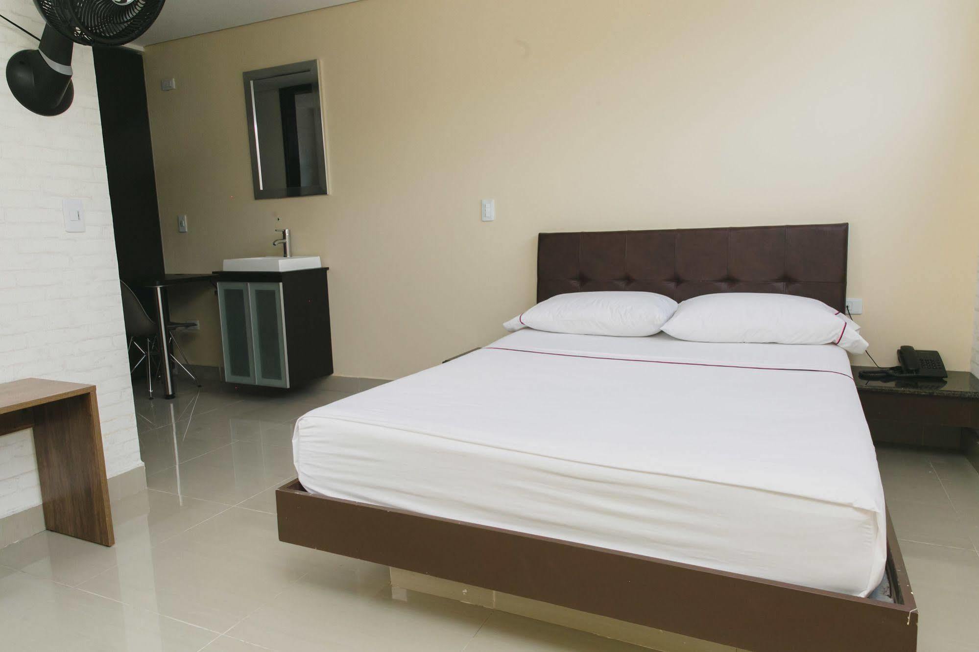 Ayenda 1246 3H Hotel Medellín Dış mekan fotoğraf